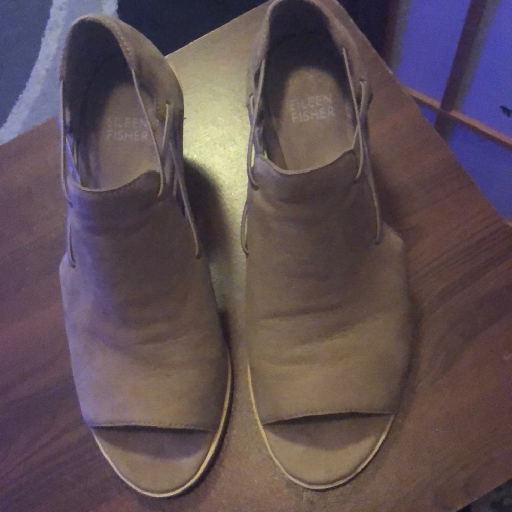 Eileen Fisher Nikki Peep Toe Sandal , size 8 - Picture 5 of 6